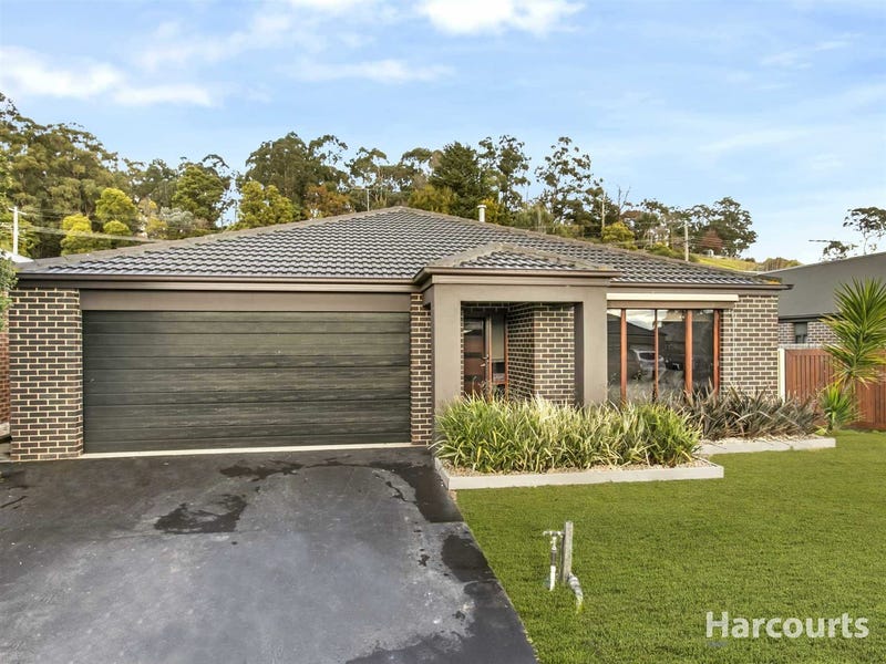 17 Fernlea Close, Trafalgar, Vic 3824 Property Details