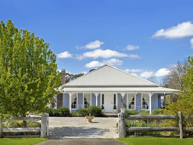 4 Greasons Road, Bundanoon, NSW 2578 Property Details