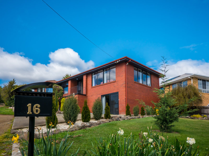 16 Lachlan Road, New Norfolk, TAS 7140