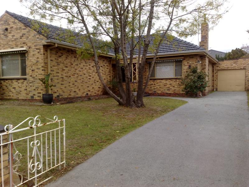 8 Arnold Road, Brighton East, VIC 3187
