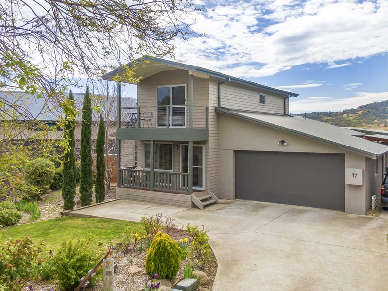 17 Rainbow Drive, East Jindabyne, NSW 2627