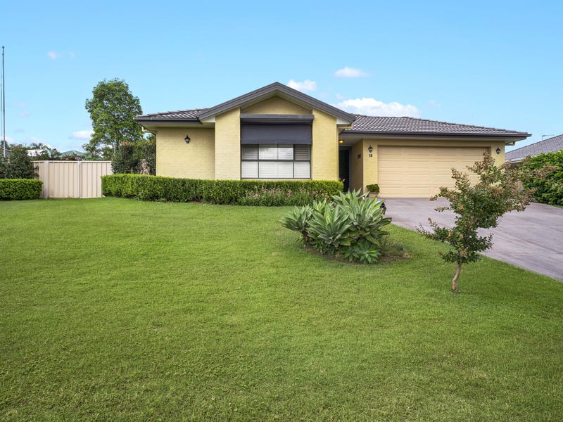 18 Laurie Drive, Raworth, NSW 2321