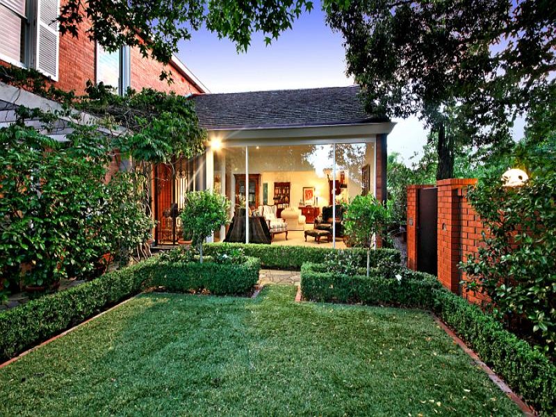 1A Grantham Court, Brighton, Vic 3186 Property Details