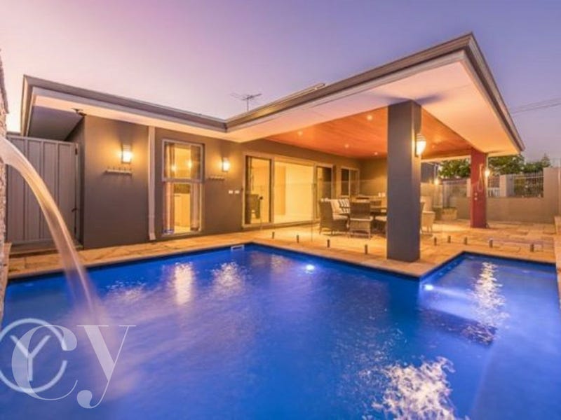 52 Davy Street, Alfred Cove, WA 6154