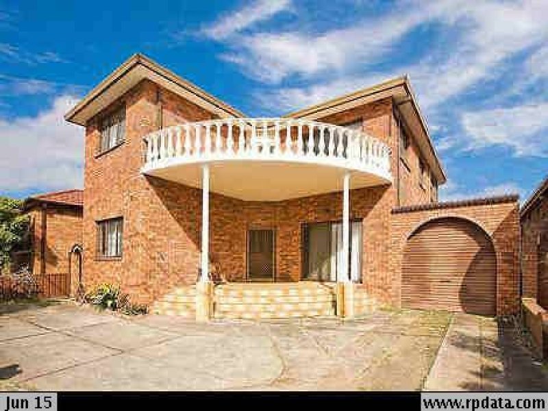 351 King Road, Beverly Hills, NSW 2209