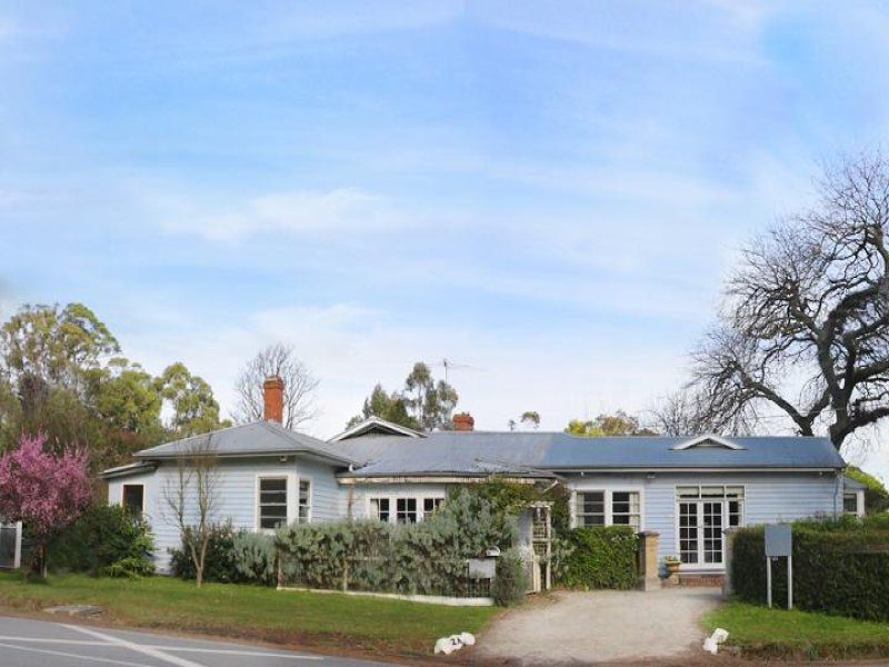 2 Menzies Road, Menzies Creek, VIC 3159