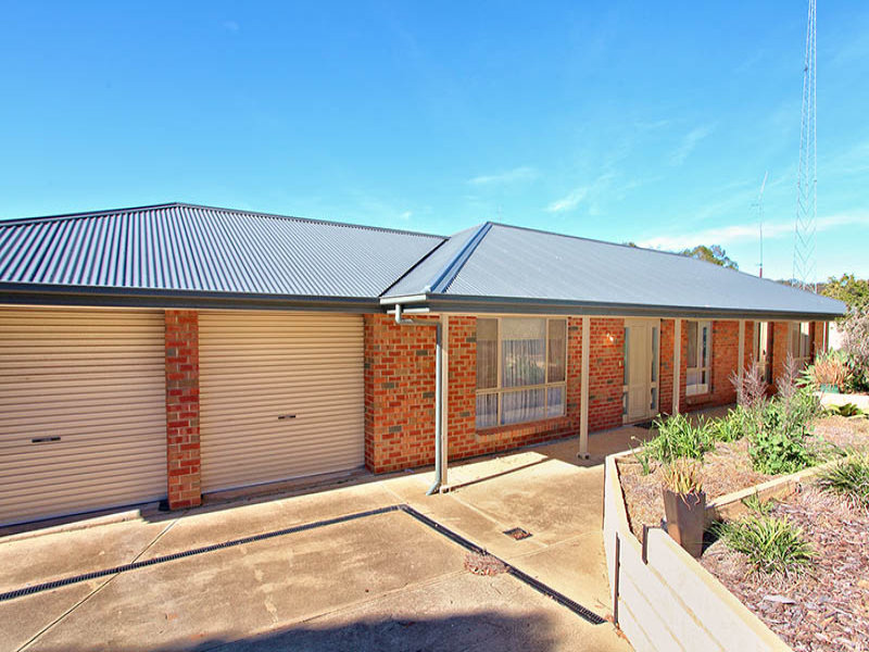 9 Houghton Street, Clare, SA 5453 Property Details