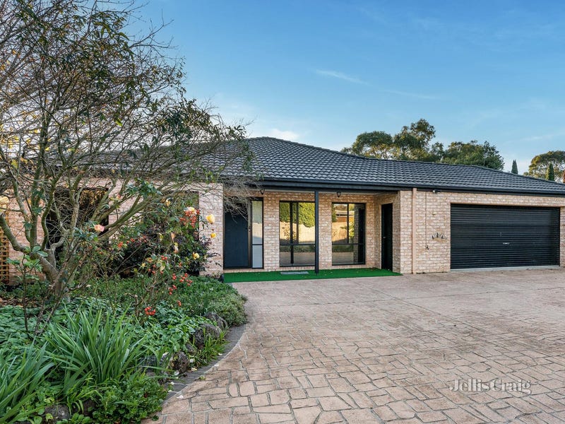 Real Estate & Property for Sale in Mornington, VIC 3931 (+1 location) Pg. 2