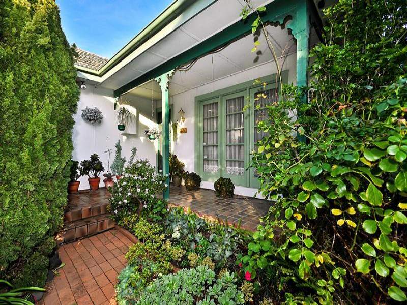 23 Swan Road, Murrumbeena, Vic 3163 Property Details