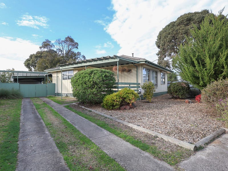 26 Donaldson Street, Colac, Vic 3250 House for Sale