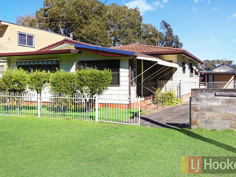 16 Hutcheson Street, Hat Head, NSW 2440