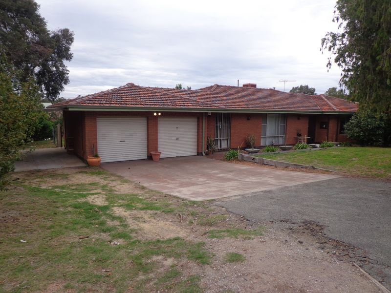 144 Grove Road, Lesmurdie, WA 6076