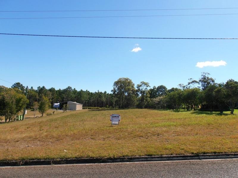 6 Endeavour Drive, Cooloola Cove, QLD 4580