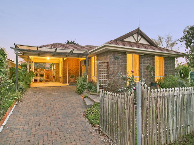 72 Kew Drive, Oakden, SA 5086