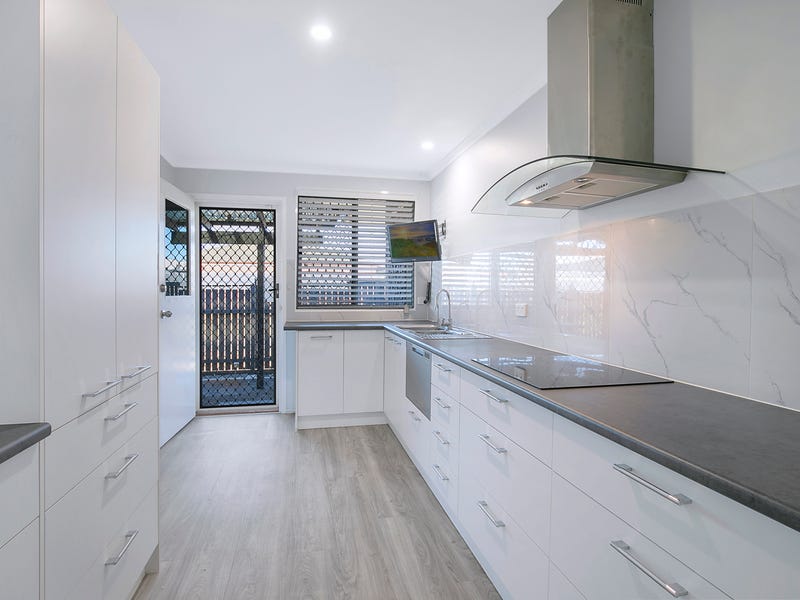 8/65 Dalton Street, KippaRing, Qld 4021 Unit for Sale