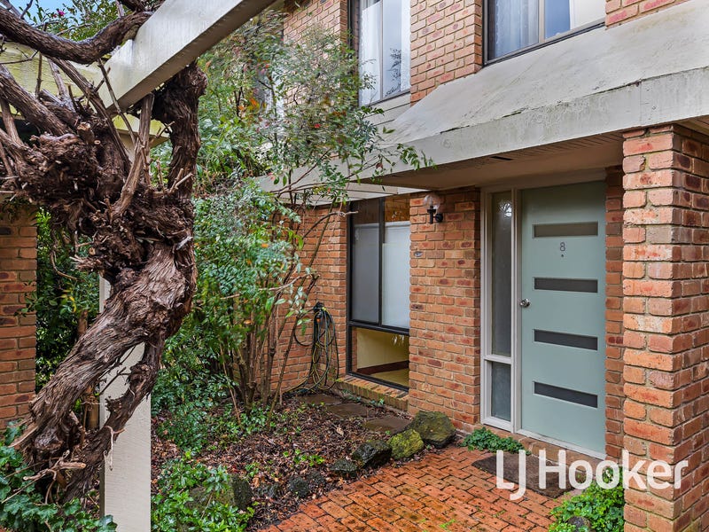 8/4749 Peel Street, Berwick, Vic 3806 Property Details