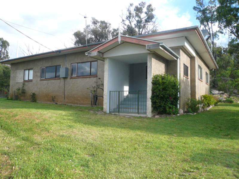 Property 122019430, Stanthorpe, Qld 4380 Property Details