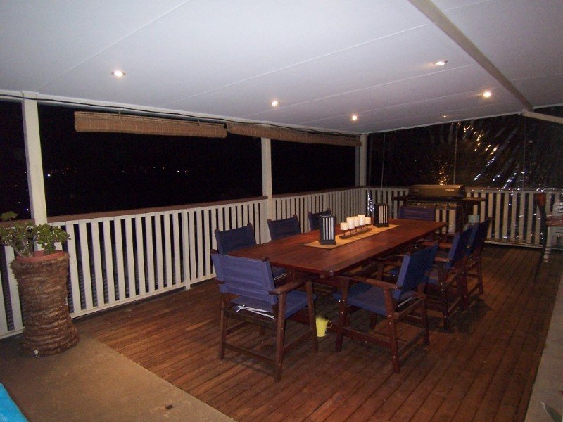 2 Brochet Street, Mansfield, Qld 4122 Property Details