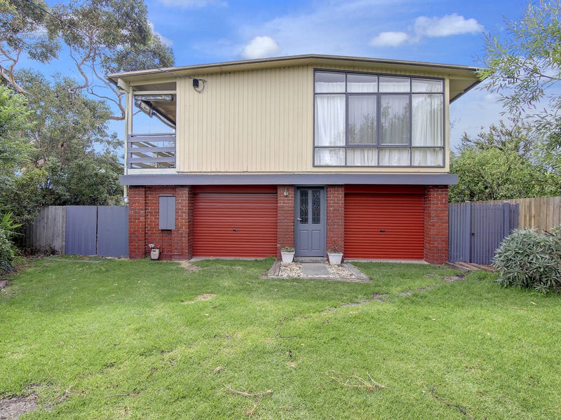 22 Dromana Parade, Safety Beach, VIC 3936