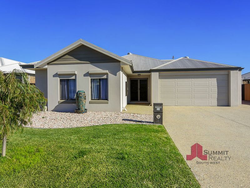 13 Glenelg Drive, Millbridge, WA 6232 Property Details