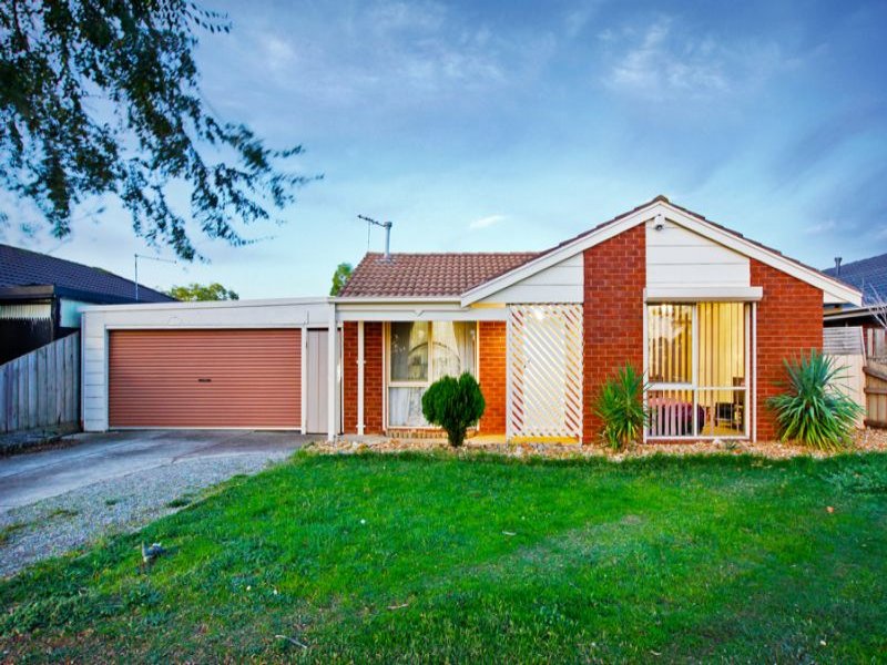 66 Thames Blvd, Werribee, Vic 3030 Property Details