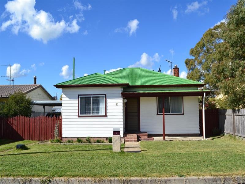6 Burton Street, Blayney, NSW 2799