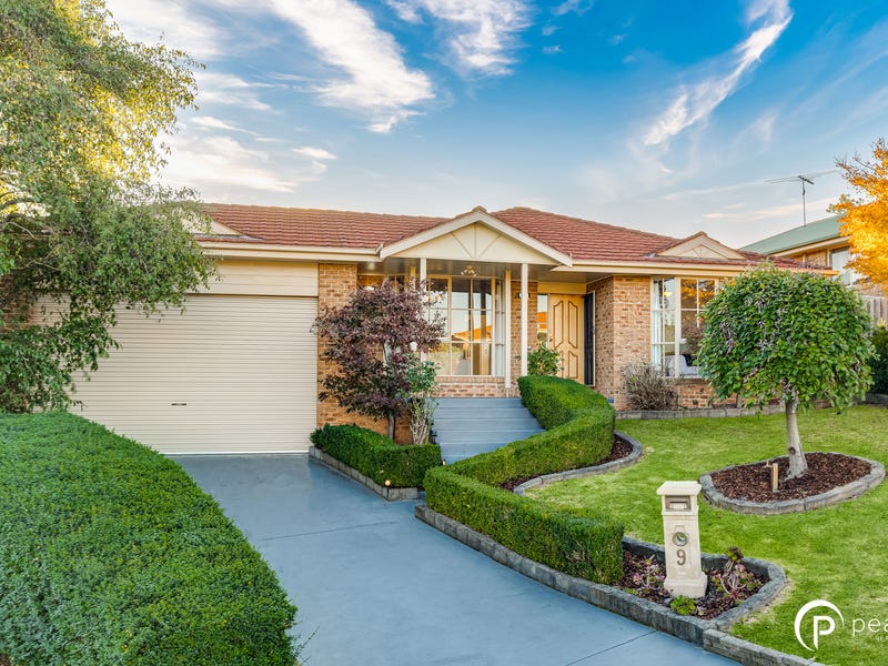 9 Matheson Court, Berwick, Vic 3806 - Property Details