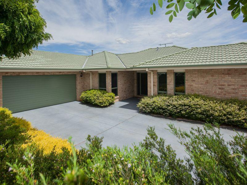 6 Crespin Place, Banks, ACT 2906 Property Details