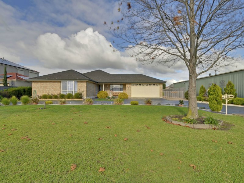 2 Ellavale Drive, Traralgon East, VIC 3844