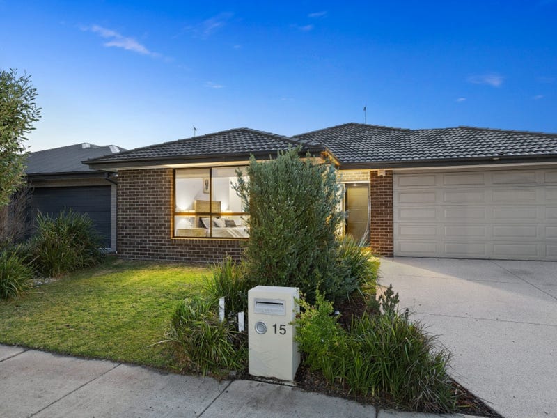 15 Rochford Drive, Armstrong Creek, VIC 3217