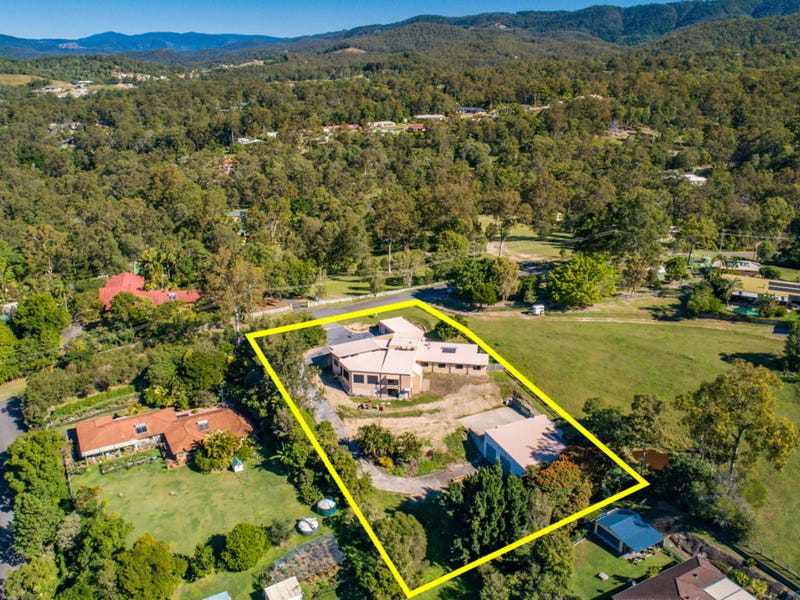 117119 Country Crescent, Nerang, Qld 4211 Property Details