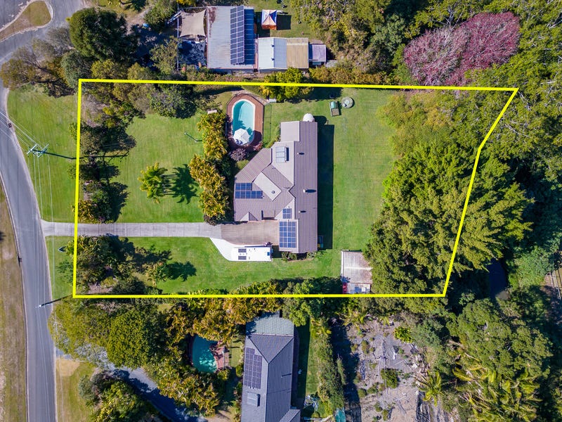 24 Thredbo Drive, Worongary, Qld 4213 Property Details