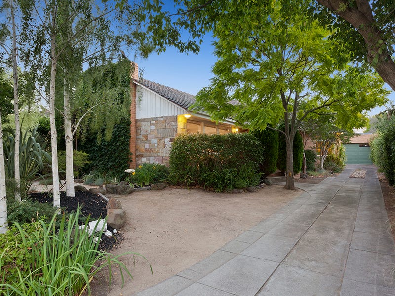 16 Strathmore Street, Bentleigh, Vic 3204 Property Details