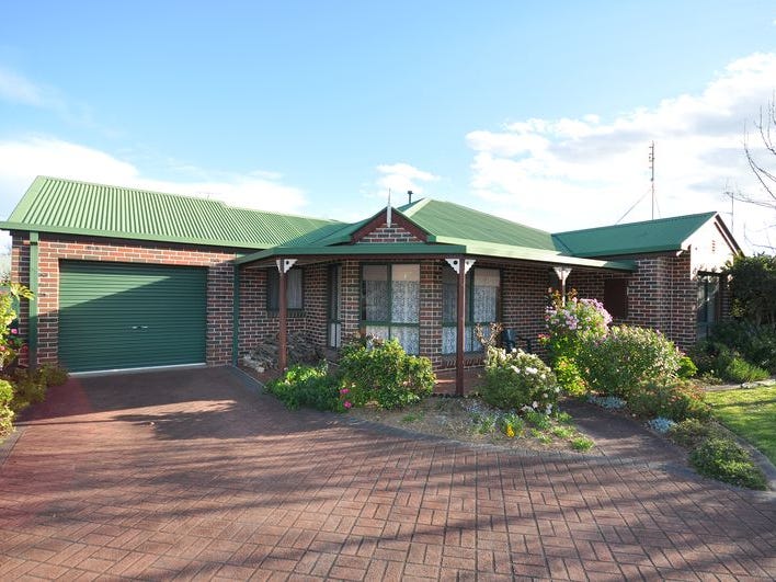 3/121 Normanby Street, Warragul, Vic 3820 Property Details