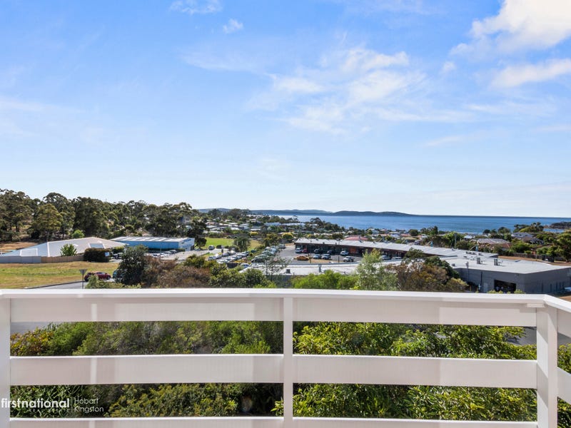 1/6 Opal Drive, Blackmans Bay, TAS 7052