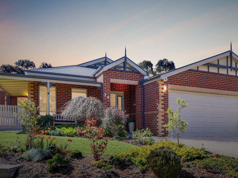 74 Peninsula Sands Blvd, Rosebud, Vic 3939 Property Details