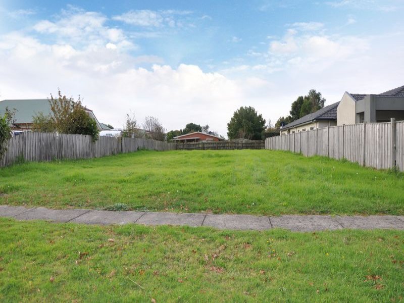 13 Clifford Street, Warragul, VIC 3820