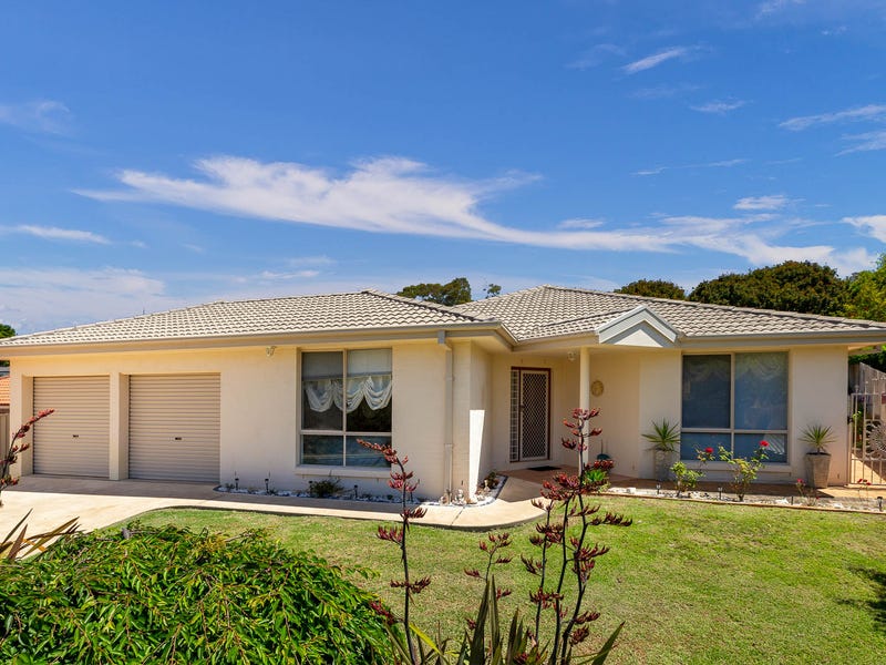 3 Banks Place, Sunshine Bay, NSW 2536