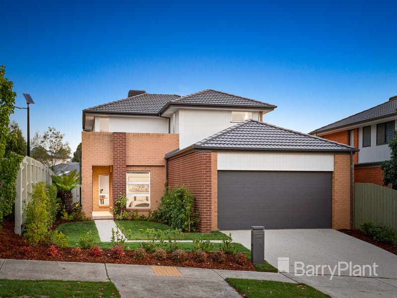 22 The Range Boulevard, Croydon, VIC 3136