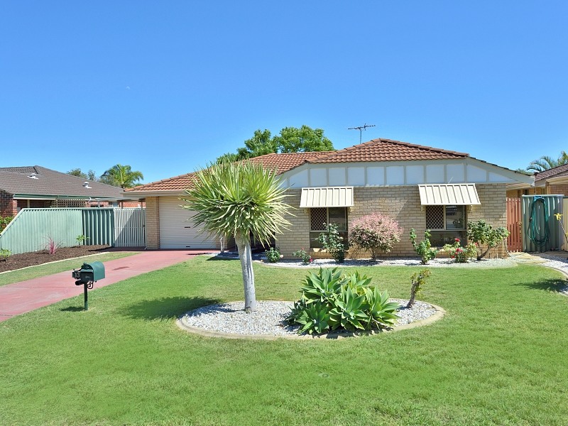 13 Madison Place, Cooloongup, WA 6168