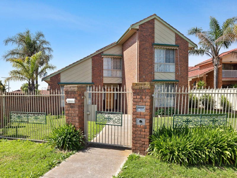 5 Roseberry Avenue, Keilor Downs, VIC 3038