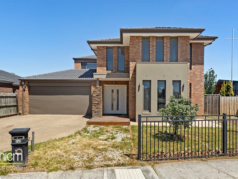 240 Boardwalk Boulevard, Point Cook, VIC 3030