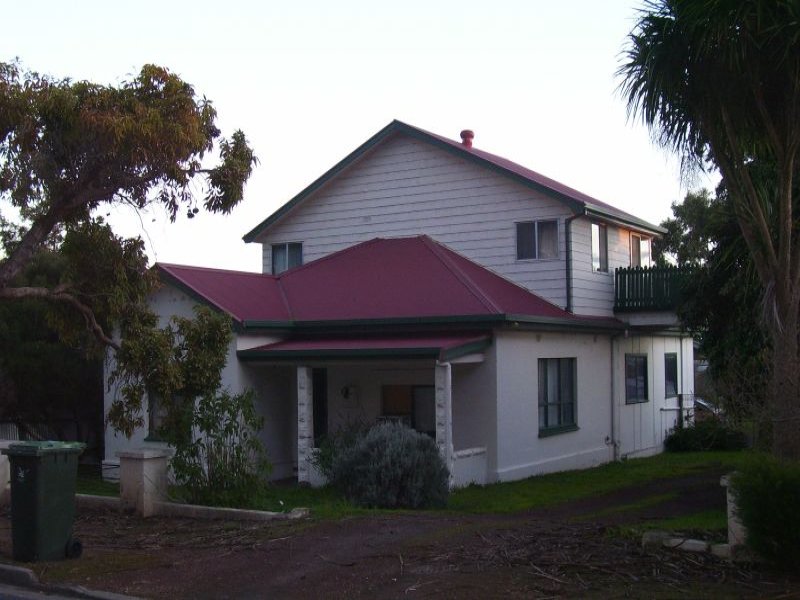 252 Mt Gambier Rd, Millicent, SA 5280 Property Details