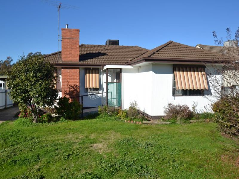 25 LAMONT STREET, Wangaratta, Vic 3677 Property Details