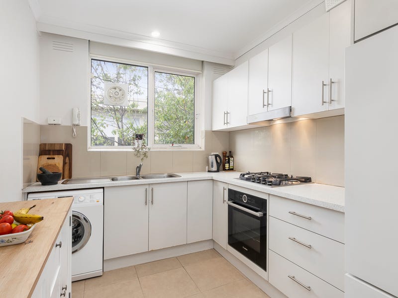 Real Estate & Property for Sale in Middle Park, VIC 3206 (+1 location