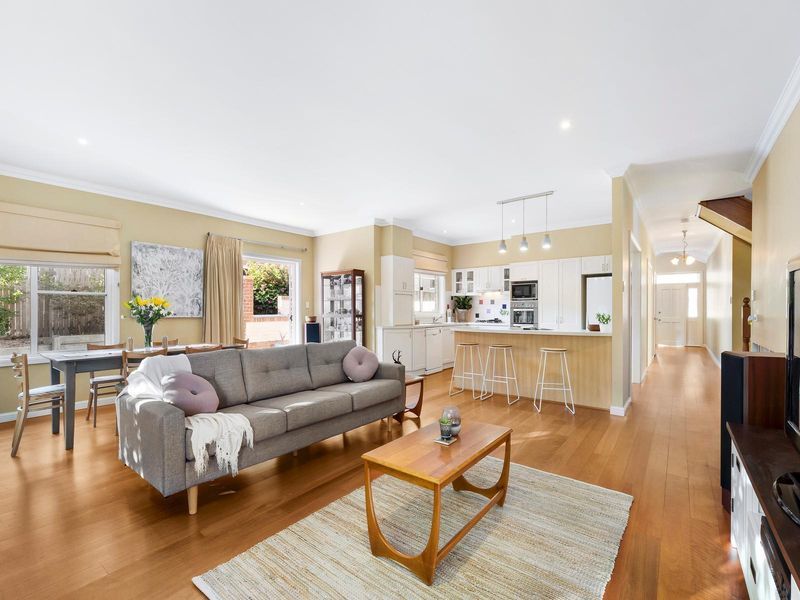 29 Oxley Drive, Bowral, NSW 2576 Property Details