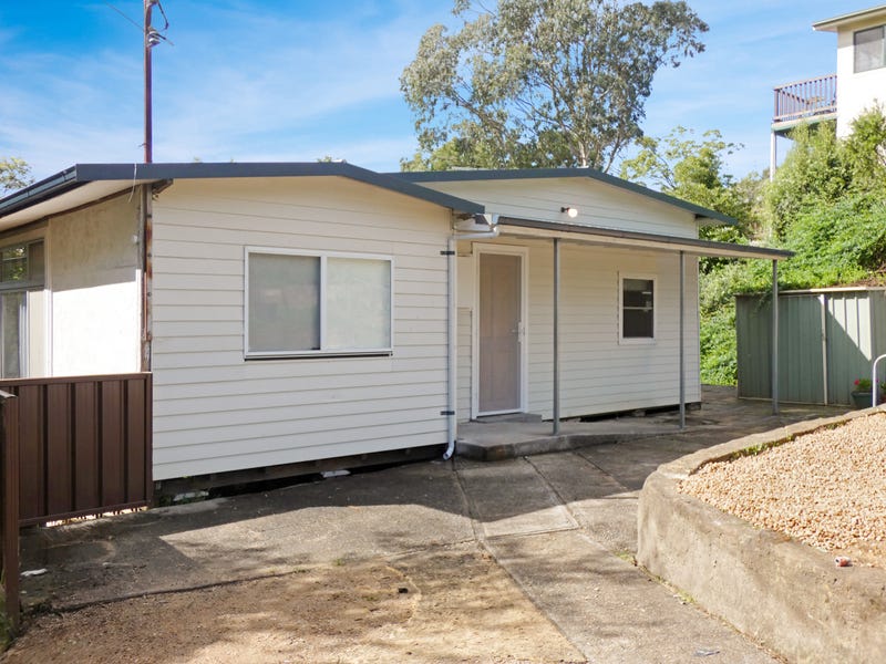 13 Clear View Parade, Hazelbrook, NSW 2779