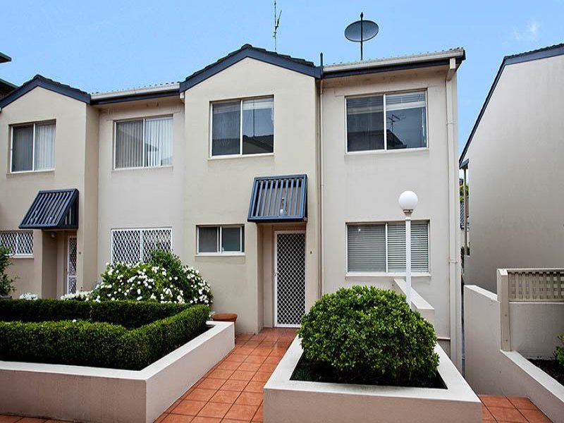 8/42 Smith St, Wollongong, NSW 2500 Property Details