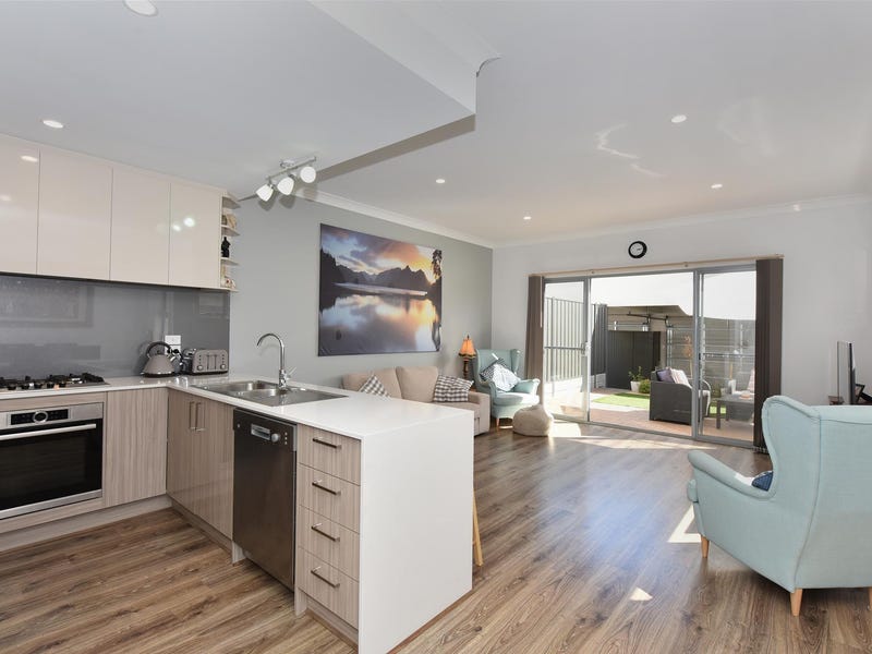 2/615 Brighton Road, Seacliff, SA 5049 Property Details