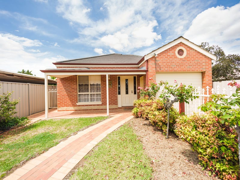 4 Lachlan Crescent, Echuca, Vic 3564 - Property Details